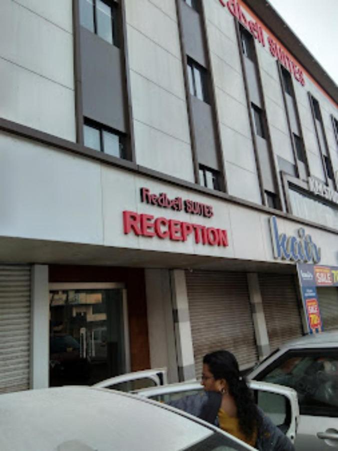 Redbell Suites Malapuram Malappuram Esterno foto